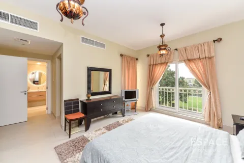 Villa en Springs 10, The Springs, Dubai, 3 dormitorios, 340 m², № 62193 - foto 11