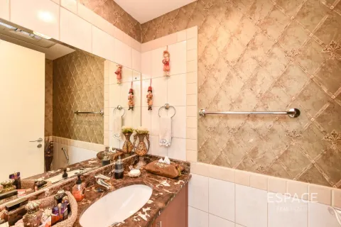 Villa en Springs 10, The Springs, Dubai, 3 dormitorios, 340 m², № 62193 - foto 14