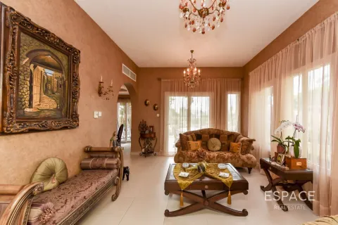 Villa en Springs 10, The Springs, Dubai, 3 dormitorios, 340 m², № 62193 - foto 3