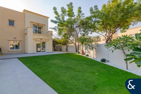 Вилла в Springs 8, The Springs, Дубай, 3 спальни, 210м², № 98953