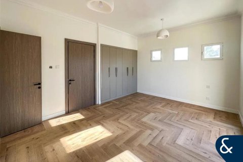 Снять в аренду виллу в Springs 8, The Springs, Дубай: 3 спальни, 210м², № 98953 - фото 2