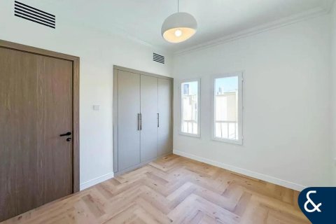 Снять в аренду виллу в Springs 8, The Springs, Дубай: 3 спальни, 210м², № 98953 - фото 12