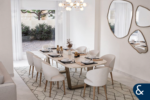 Снять в аренду виллу в Арабиан Ранчес, Дубай: 5 спален, 398м², № 98946 - фото 3