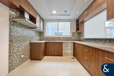 Снять в аренду виллу в Rahat, Мудон, Дубай: 3 спальни, 570м², № 98952 - фото 9