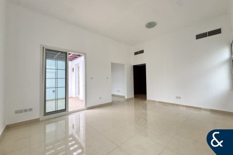 Снять в аренду виллу в Rahat, Мудон, Дубай: 3 спальни, 570м², № 98952 - фото 15