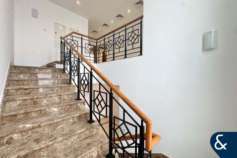 Снять в аренду виллу в Rahat, Мудон, Дубай: 3 спальни, 570м², № 98952 - фото 11