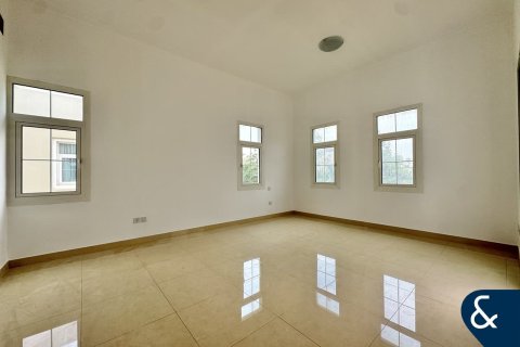 Снять в аренду виллу в Rahat, Мудон, Дубай: 3 спальни, 570м², № 98952 - фото 14