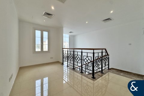 Снять в аренду виллу в Rahat, Мудон, Дубай: 3 спальни, 570м², № 98952 - фото 12