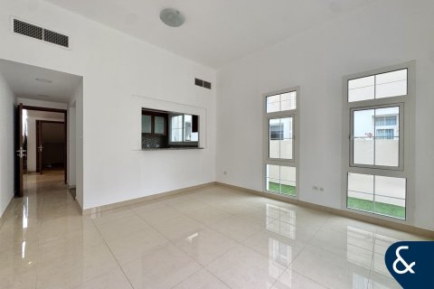 Снять в аренду виллу в Rahat, Мудон, Дубай: 3 спальни, 570м², № 98952 - фото 8