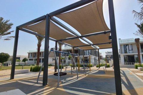 Terreno en Emerald Hills, Dubai Hills Estate, Dubai, 999 dormitorios, 734 m², № 61366 - foto 2