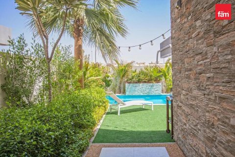 Villa à Dubai, 4 chambres, 388.4 m², № 141444 - photo 16