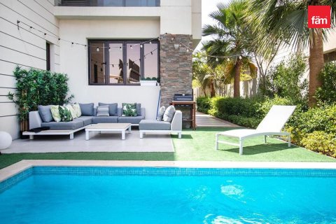 Villa à Dubai, 4 chambres, 388.4 m², № 141444 - photo 17