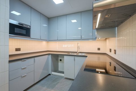 Apartment in Discovery Gardens, Dubai 1 bedroom, 88 sq.m. № 47551 - photo 9