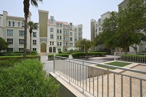 Apartment in Discovery Gardens, Dubai 1 bedroom, 88 sq.m. № 47551 - photo 15