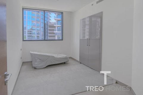 Снять в аренду квартиру в Дубае: 3 спальни, 130м², № 13571 - фото 8