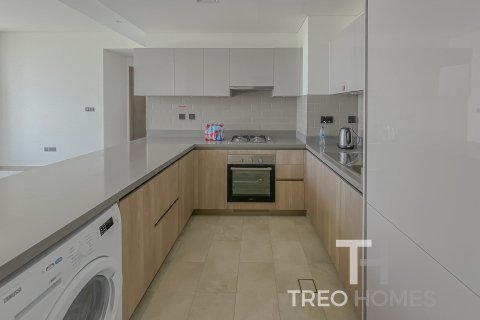 Снять в аренду квартиру в Дубае: 3 спальни, 130м², № 13571 - фото 7