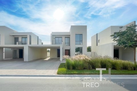 Villa à Dubai, 4 chambres, 275 m², № 13578 - photo 1