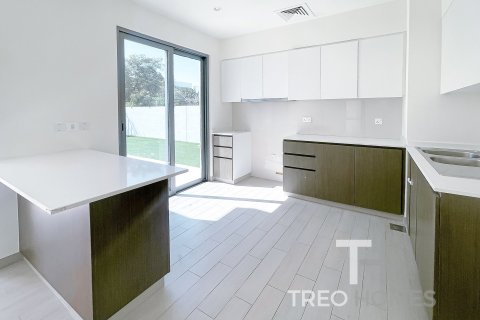 Villa à Dubai, 4 chambres, 275 m², № 13578 - photo 11