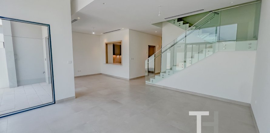 Townhouse in Al Furjan, Dubai 3 bedrooms, 203 sq.m. № 13570