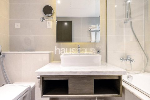 Apartment in DAMAC Maison Privé, Business Bay, Dubai 2 bedrooms, 131 sq.m. № 45237 - photo 10