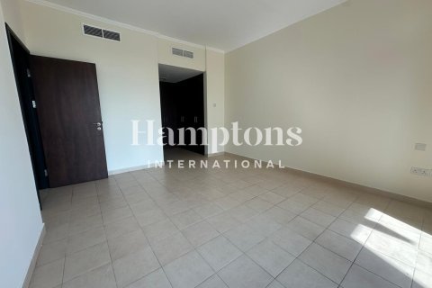 Apartamento en The Views 1, The Views, Dubai, 2 dormitorios, 122.16744500 m², № 72559 - foto 16