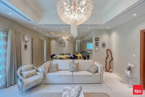 Villa en Al Furjan, Dubai, 4 dormitorios, 630.1 m², № 112970 - foto 3