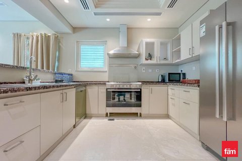 Villa en Al Furjan, Dubai, 4 dormitorios, 630.1 m², № 112970 - foto 7