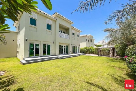 Villa en Al Furjan, Dubai, 4 dormitorios, 630.1 m², № 112970