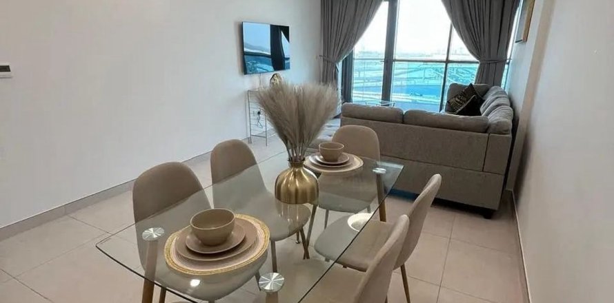 Apartment in Business Bay, Dubai 1 bedroom, 72.6 sq.m. № 112971