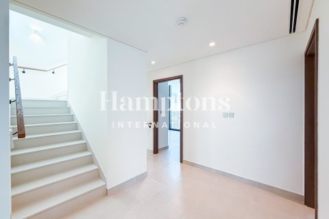 Villa en Arabian Ranches 3, Dubai, 4 dormitorios, 465.33997864 m², № 92950 - foto 18