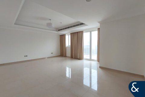 Villa in Al Furjan, Dubai 5 bedrooms, 600 sq.m. № 98721 - photo 13