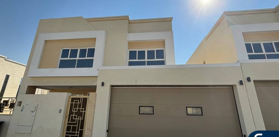 Villa in Al Furjan, Dubai 5 bedrooms, 600 sq.m. № 98721