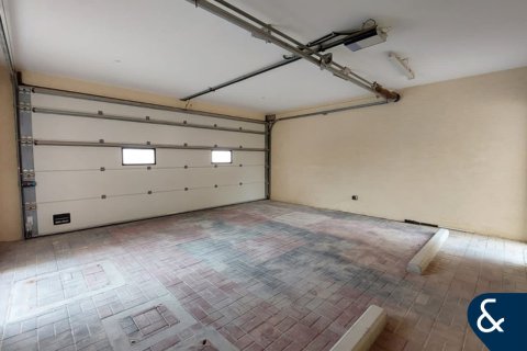 Villa in Al Furjan, Dubai 5 bedrooms, 600 sq.m. № 98721 - photo 2