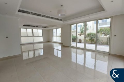 Villa in Al Furjan, Dubai 5 bedrooms, 600 sq.m. № 98721 - photo 6