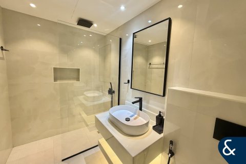 Apartamento en DIFC, Dubai, 1 dormitorio, 74 m², № 98732 - foto 6