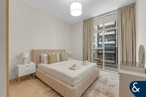 Apartment in Business Bay, Dubai 2 bedrooms, 117 sq.m. № 98719 - photo 12