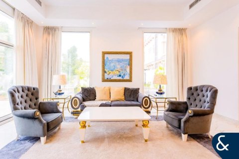 فيلا في Al Quoz, دبي 7 غرف نوم , 929 م² رقم 98734 - صورة 5