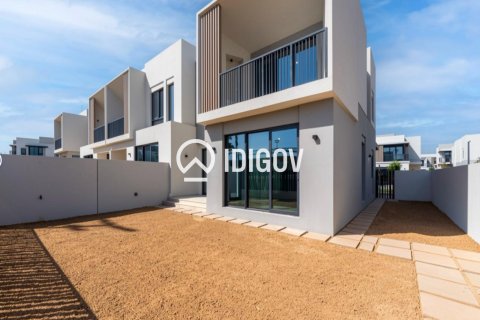 Adosado en Jebel Ali, Dubai, 4 dormitorios, 312.25 m², № 120986