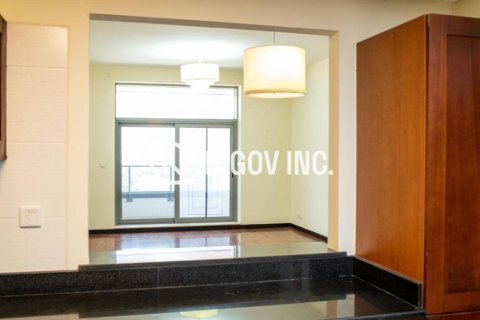 Apartamento en Jumeirah Lake Towers, Dubai, 2 dormitorios, 153.94 m², № 120984 - foto 8