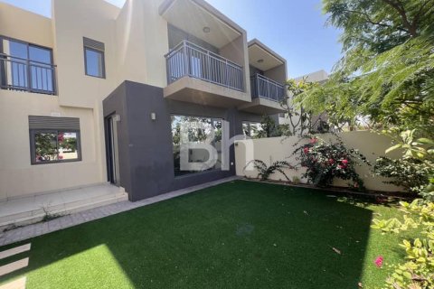 Townhouse in Dubai Hills Estate, Dubai 3 bedrooms, 207 sq.m. № 22946 - photo 1