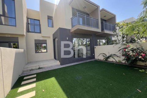 Townhouse in Dubai Hills Estate, Dubai 3 bedrooms, 207 sq.m. № 22946 - photo 12