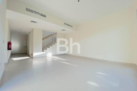 Townhouse in Dubai Hills Estate, Dubai 3 bedrooms, 207 sq.m. № 22946 - photo 2