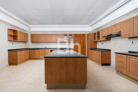 Ático en Jumeirah Lake Towers, Dubai, 5 dormitorios, 515 m², № 22942 - foto 13
