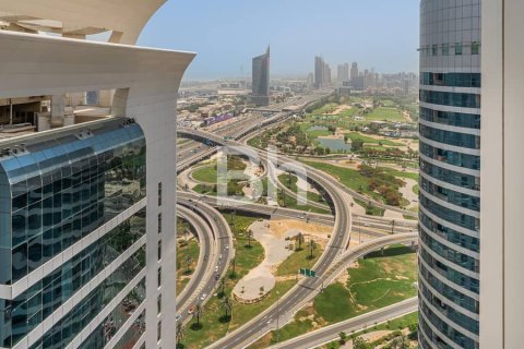 Ático en Jumeirah Lake Towers, Dubai, 5 dormitorios, 515 m², № 22942 - foto 23