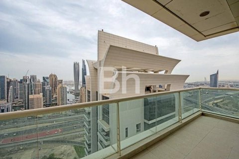 Ático en Jumeirah Lake Towers, Dubai, 5 dormitorios, 515 m², № 22942 - foto 3