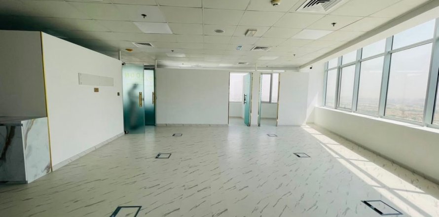 Office in Dubai 157.1 sq.m. № 139236