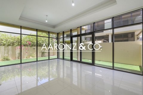 Adosado en DAMAC Hills (Akoya by DAMAC), Dubai, 3 dormitorios, 258 m², № 78245 - foto 3