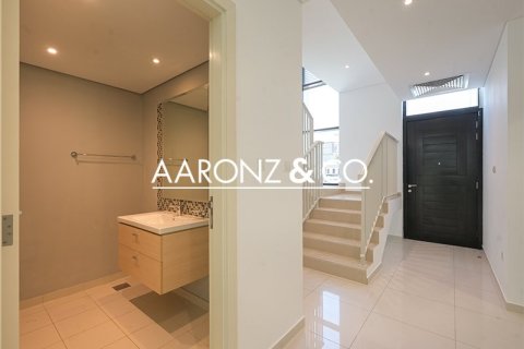 Adosado en DAMAC Hills (Akoya by DAMAC), Dubai, 3 dormitorios, 258 m², № 78245 - foto 5