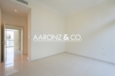 Adosado en DAMAC Hills (Akoya by DAMAC), Dubai, 3 dormitorios, 258 m², № 78245 - foto 9