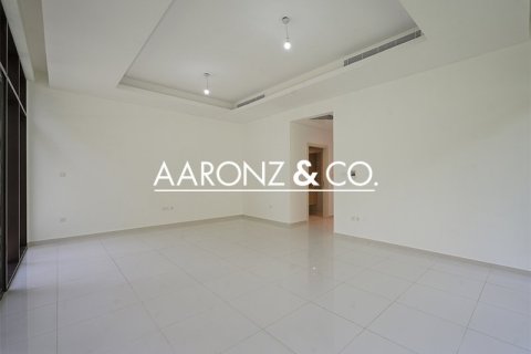 Adosado en DAMAC Hills (Akoya by DAMAC), Dubai, 3 dormitorios, 258 m², № 78244 - foto 7